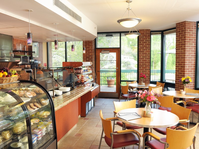 Bistro, Inside Dining