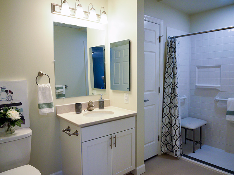 WEL Upper Moreland Apartment bathroom