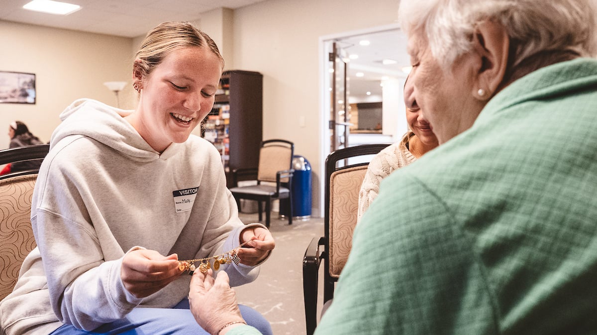 Students visit WEL Main Line to interview residents